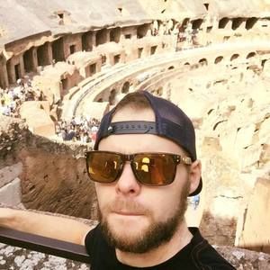 Meet your Posher, Nick